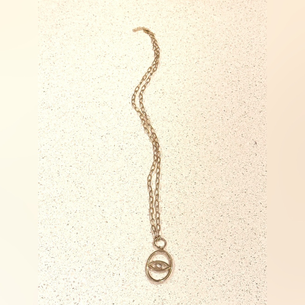 Elegant Gold Eye Pendant Necklace